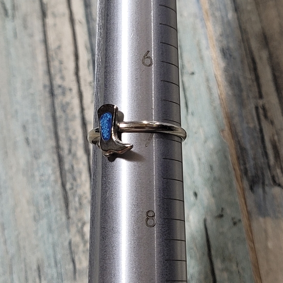 Five Fashion Rings. - Picture 9 of 11